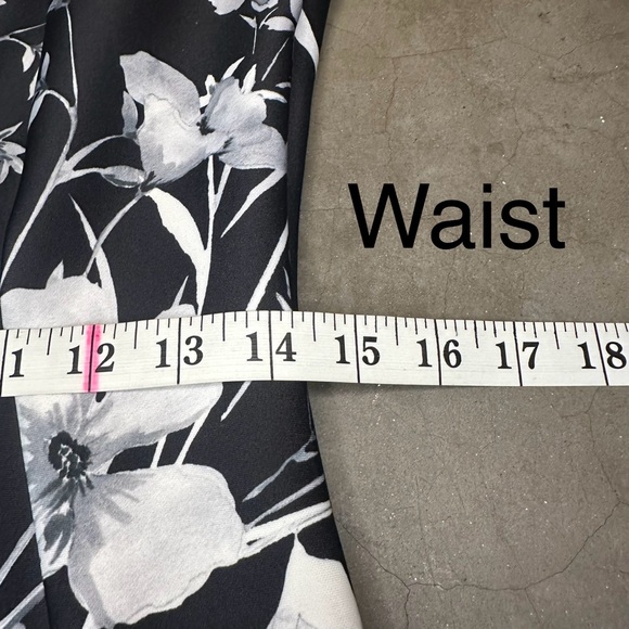 Calvin Klein Floral Black Latte Sheath Dress Sz 8 - Picture 8 of 10